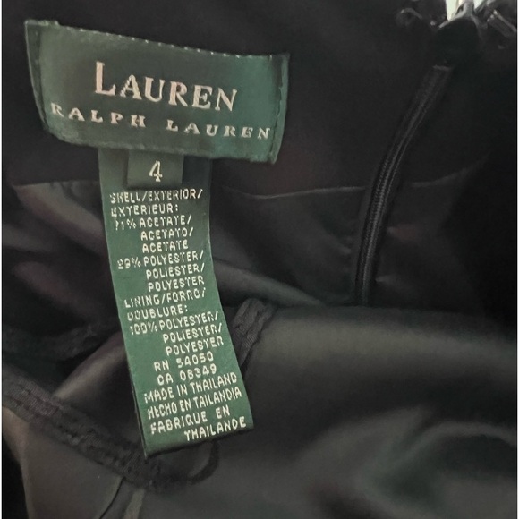 🔥Lauren Ralph Lauren,Stunning Black Gown,Soft Silhouette Flair, Back Zip,Size 4 - Picture 5 of 14